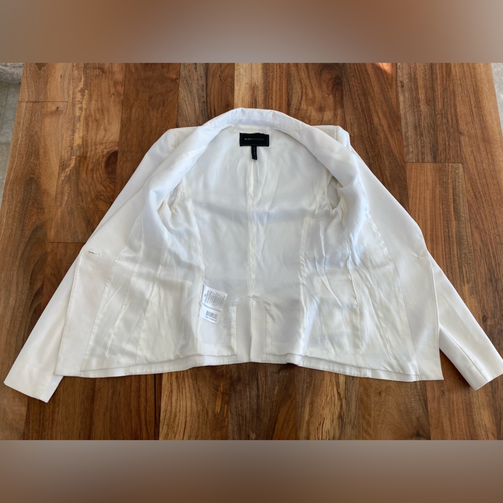 BCBG “Fay” Blazer in Gardenia - Picture 9 of 13